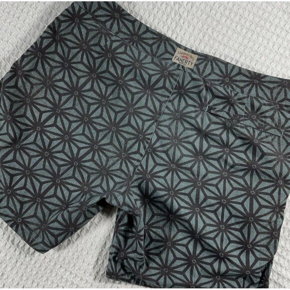 Faherty Board Shorts Adult 36 Green Floral Pockets Drawstring Swim Logo Mens - Picture 1 of 12